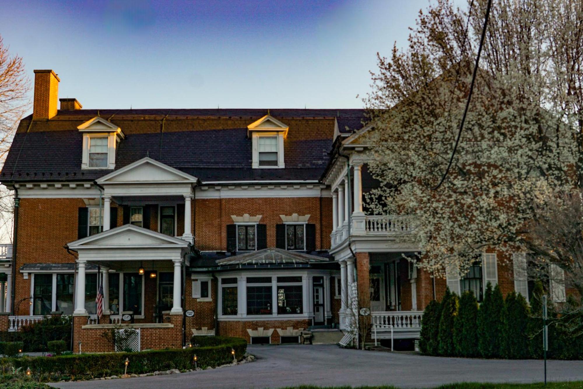 Mercersburg Inn Eksteriør bilde